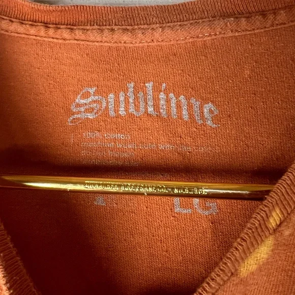 Sublime Burnt Orange Tshirt, Large - Picture 5 of 6
